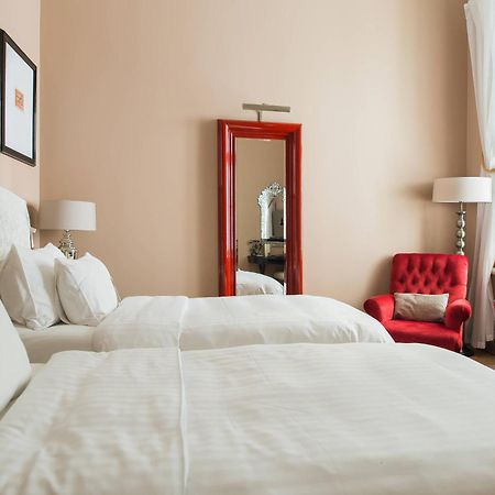 Hotel Telegraaf, Autograph Collection Talin Exterior foto A room at the hotel